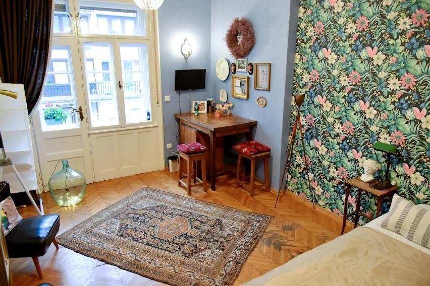 Blumen Apartment Budapest Esterno foto